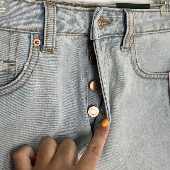 Wild Fable High Rise Frayed Hem Denim Shorts - Picture 3 of 9